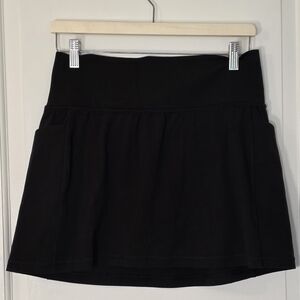 Athleta Black Salutation Stash High Rise 14.5" Skort